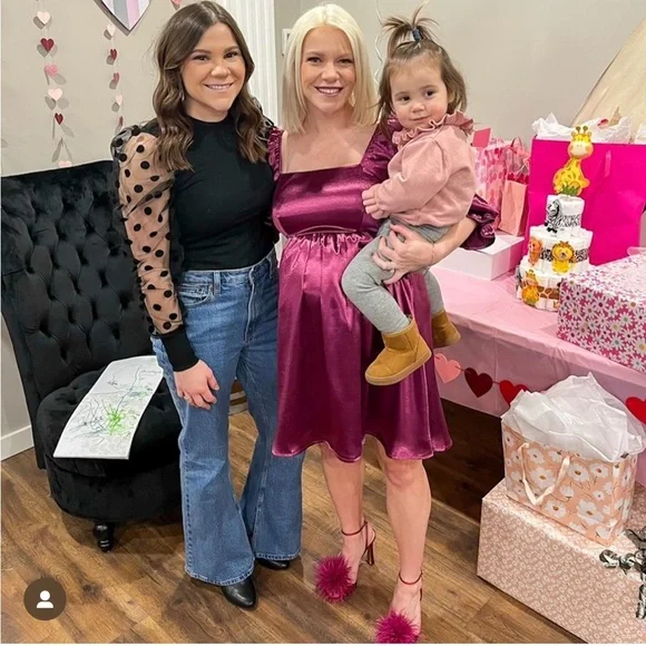 Leon Sandal in Raspberry
Sam Edelman
Color: Raspberry
Size: 7.5 - Picture 2 of 3